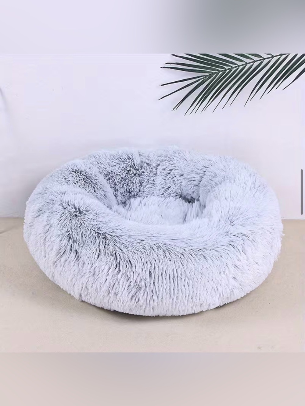 Round Plush Fluffy Pet Bed